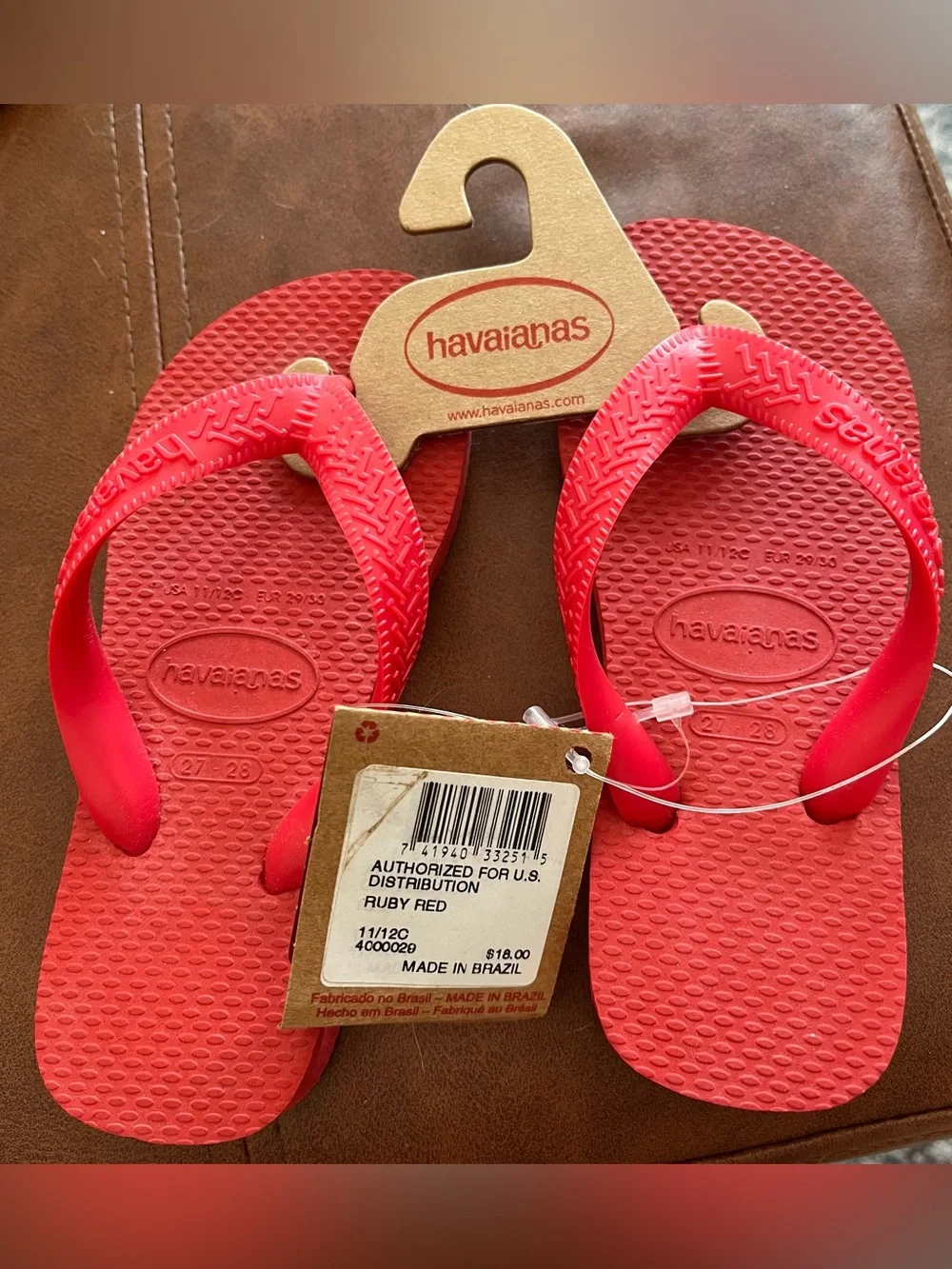 Havaians red flip flops sz 11